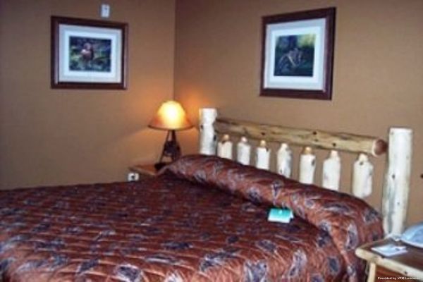 Hotel Pine Peaks Lodge and Suites (Crosslake)